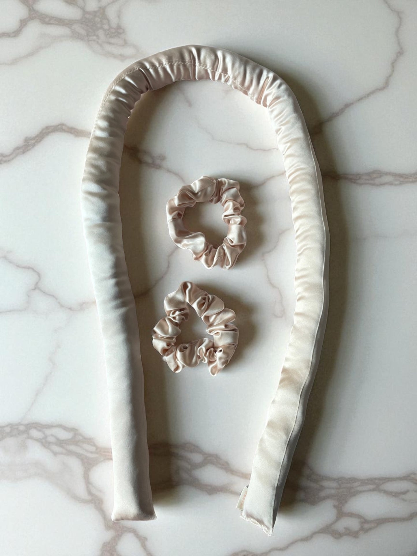 Luxury Silk Heatless Curler – 30 Momme, Handmade in Sweden