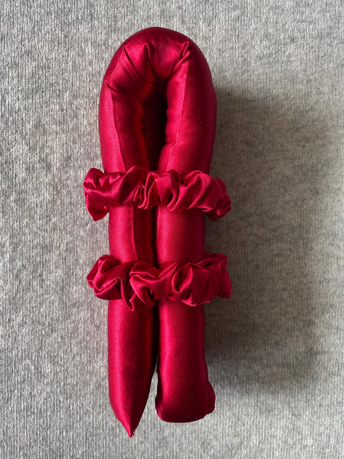 30 momme silk heartless curler set with 2 small 30 momme silk scrunchies in cherry red