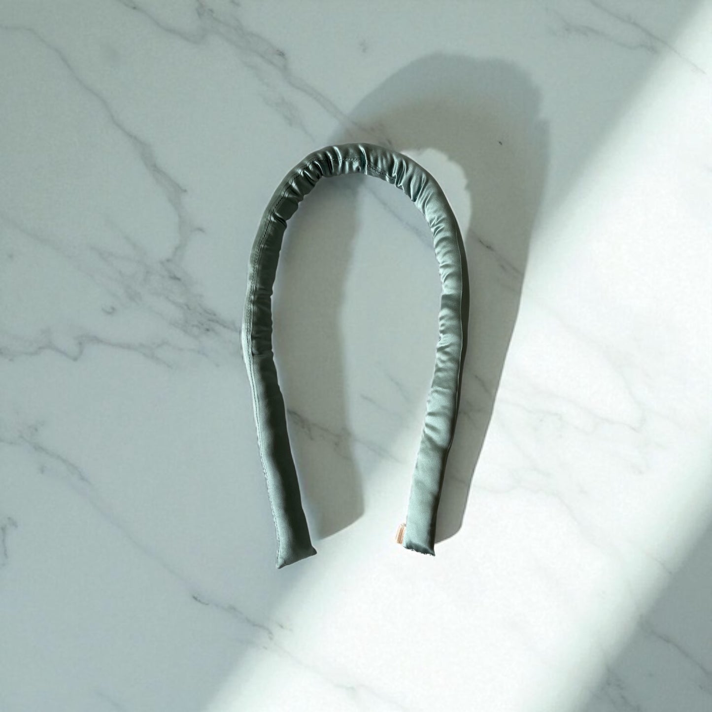 Luxury Silk Heatless Curler – 30 Momme, Handmade in Sweden