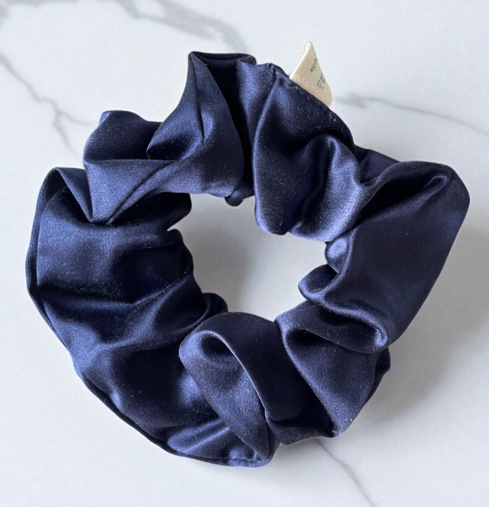 100% 30 momme Silk Scrunchie Large
