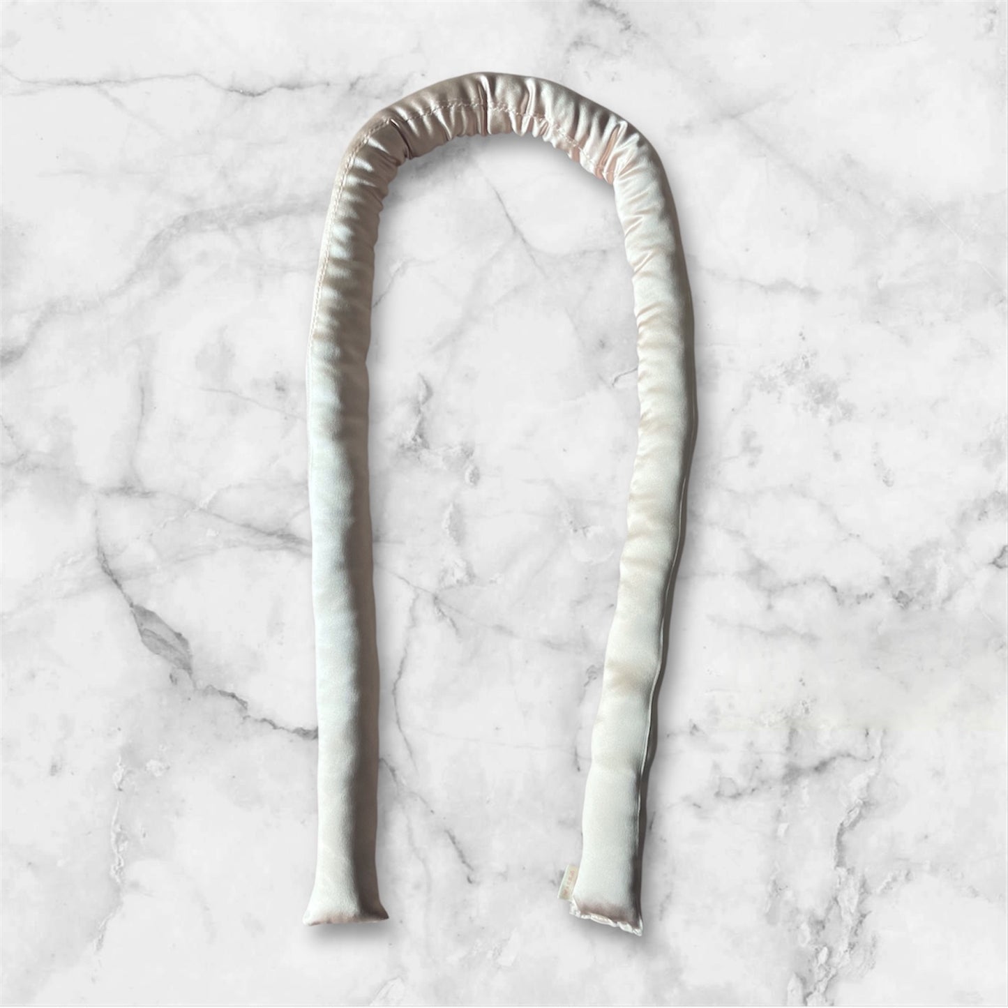 Luxury Silk Heatless Curler – 30 Momme, Handmade in Sweden