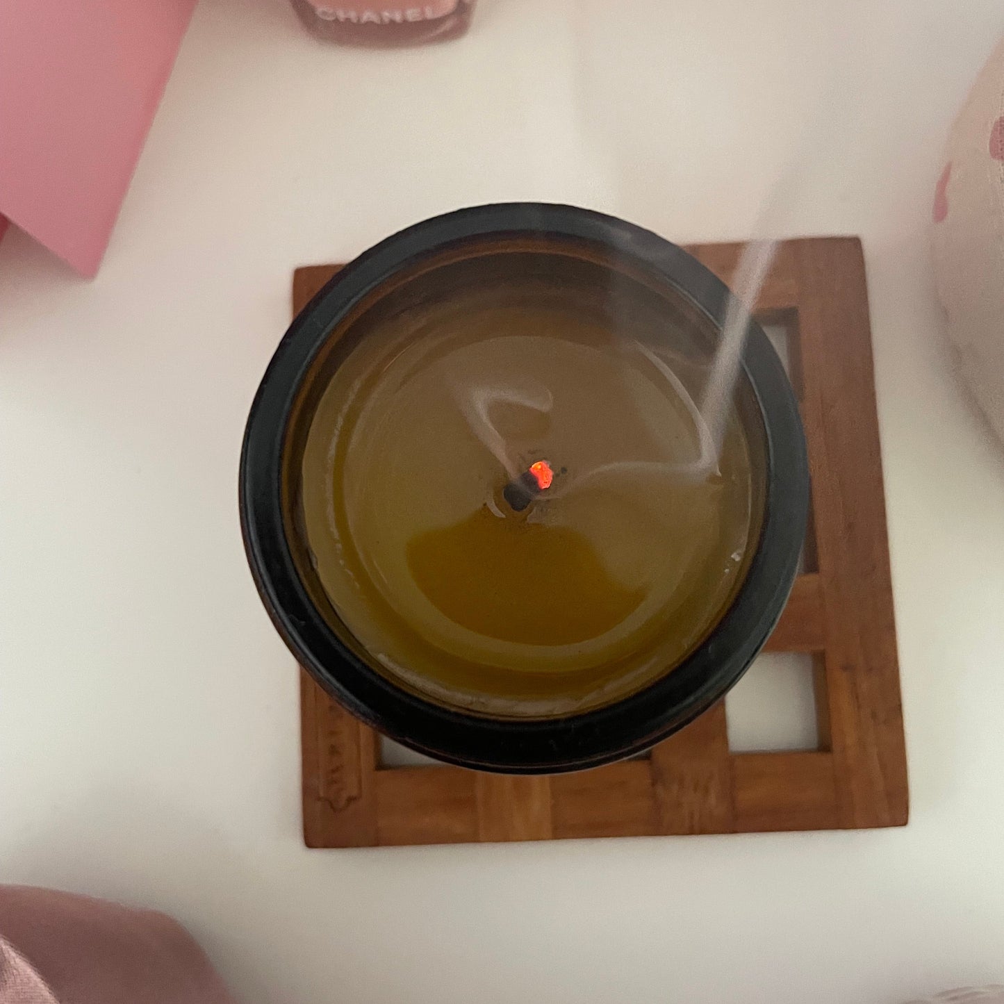 Swedish beeswax and rapeseed wax hand poured 22 h clean burn made in Sweden