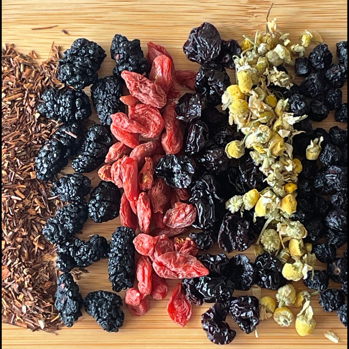 Herbal whole leaves infusion night 