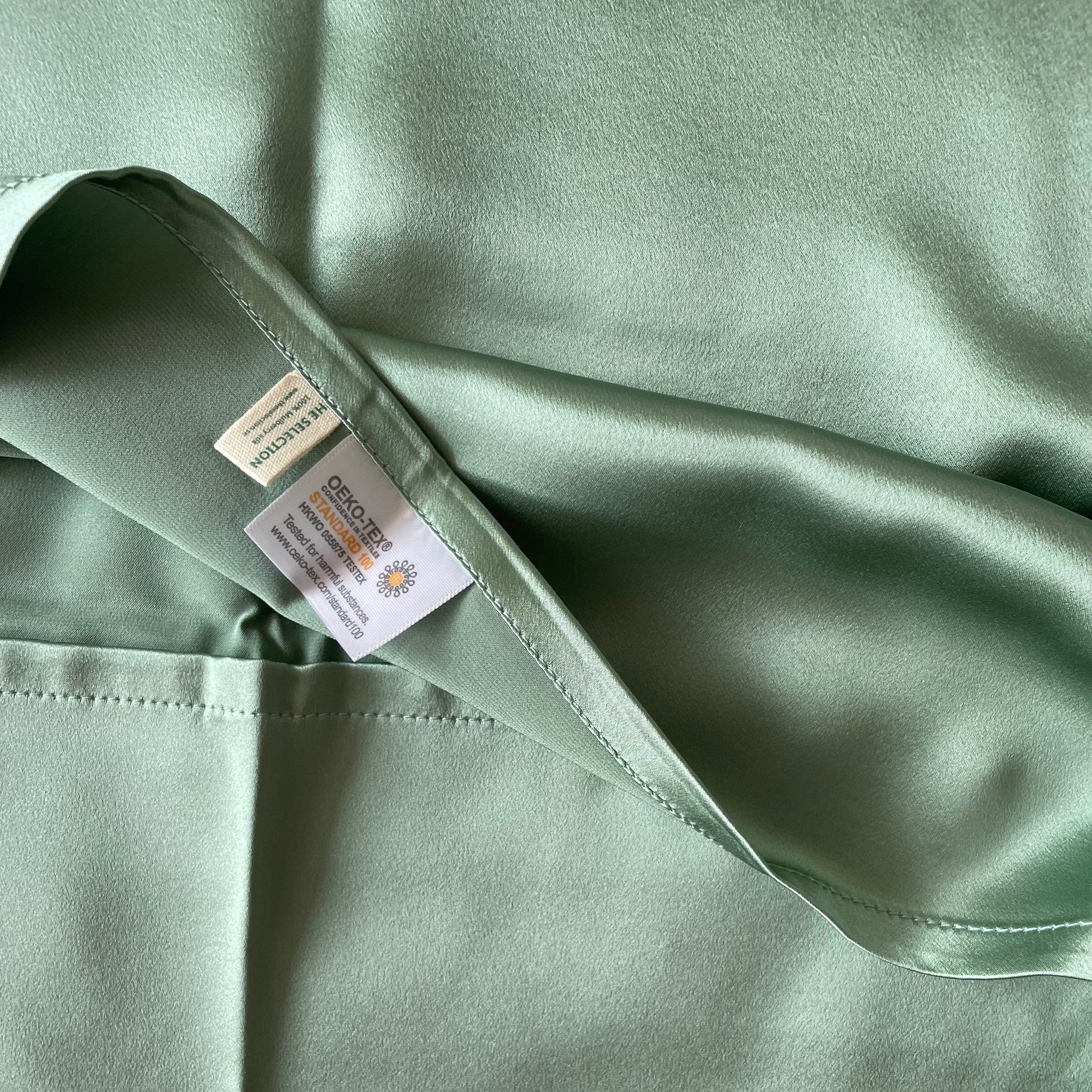 30 momme silk pillowcase in avocado green color 50x60cm,envelope style 