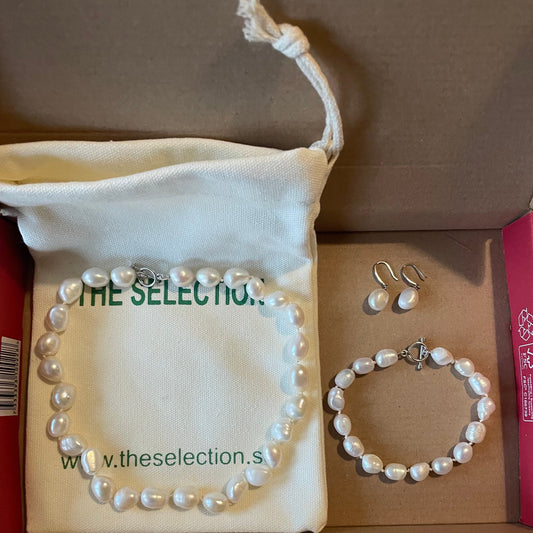 Baroque freshwater pearl necklace,bracelet, earrings set, 925 sterling silver and 100% silk thread,hand knotted in Sweden 