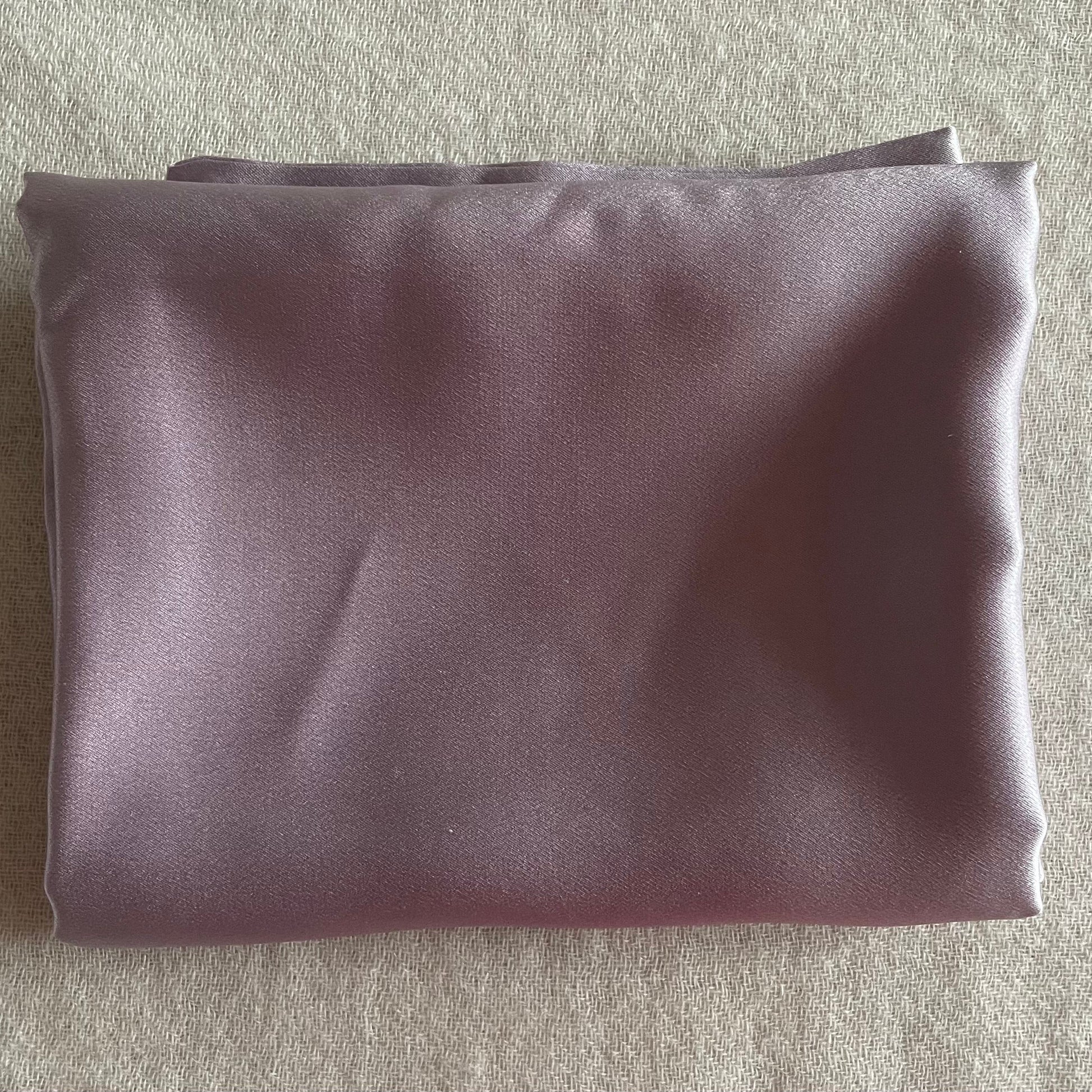 100% 22 momme mulberry silk pillowcase,lilac color