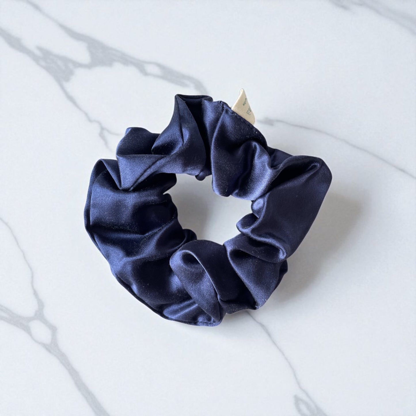 100% 30 momme Silk Scrunchie Large