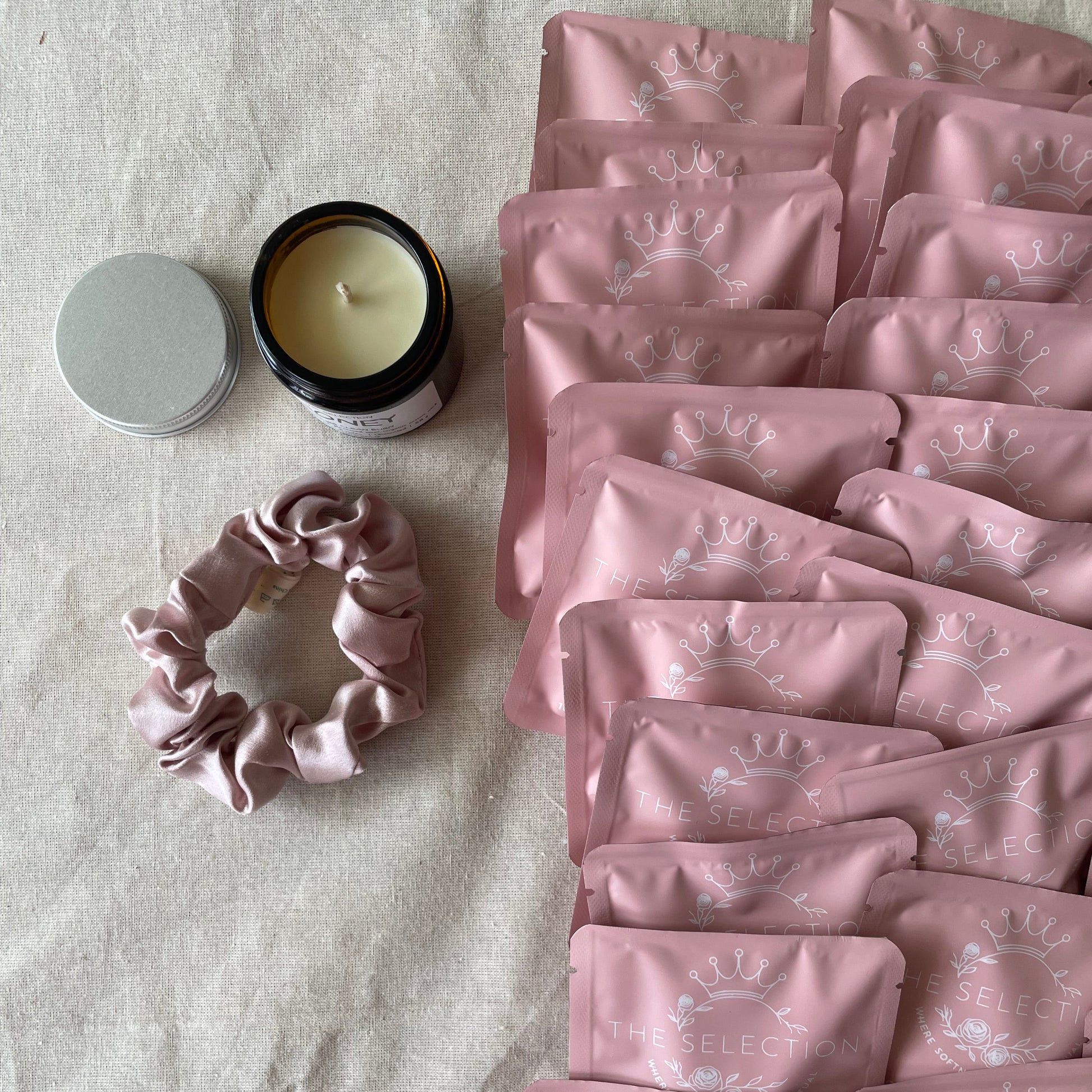 The Four Seasons Ritual Box-Autumn|Essential With 45 pack herbal botanical infusion 1 Swedish rapeseed wax nd beeswax candle with 23 h clean burn and 1 pure 30 momme silk standard scrunchie 